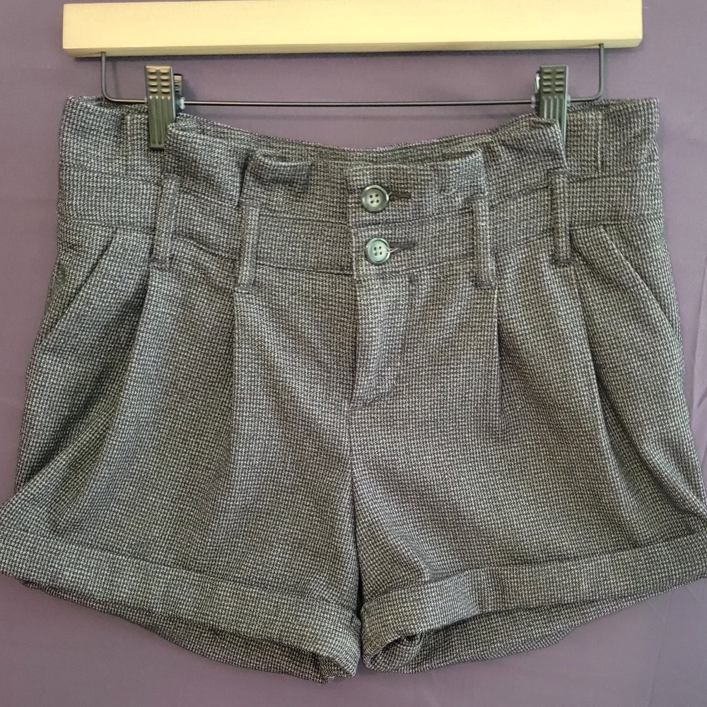 Free People High Waist Gray Shorts with Pleated Design